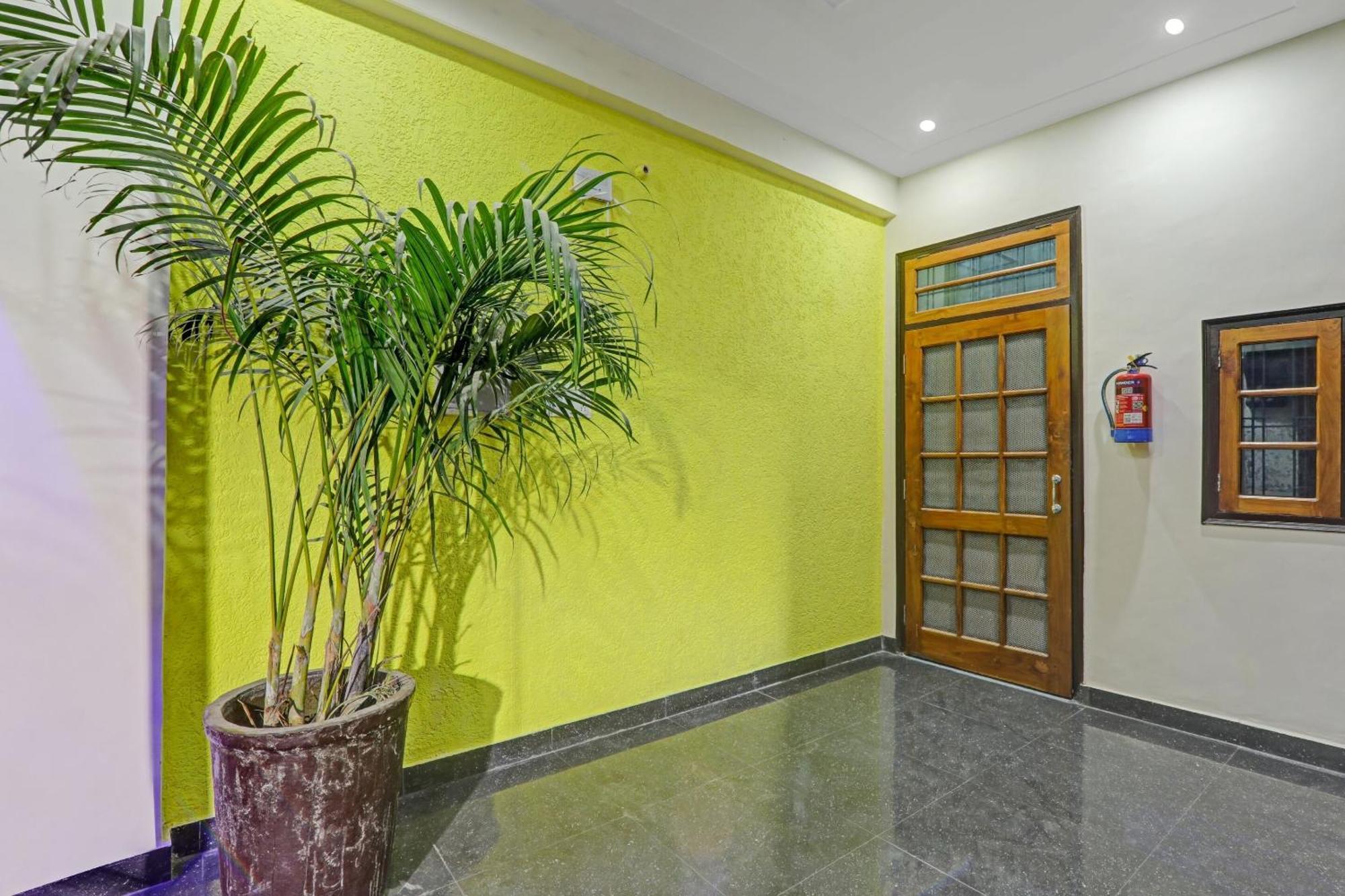 Hotel O R K Hotels Lucknow Dış mekan fotoğraf